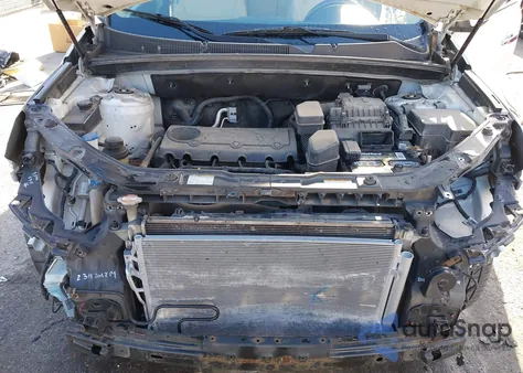 2011 Kia Sorento Lx z USA, uszkodzony, nr VIN 5XYKTCA13BG153879